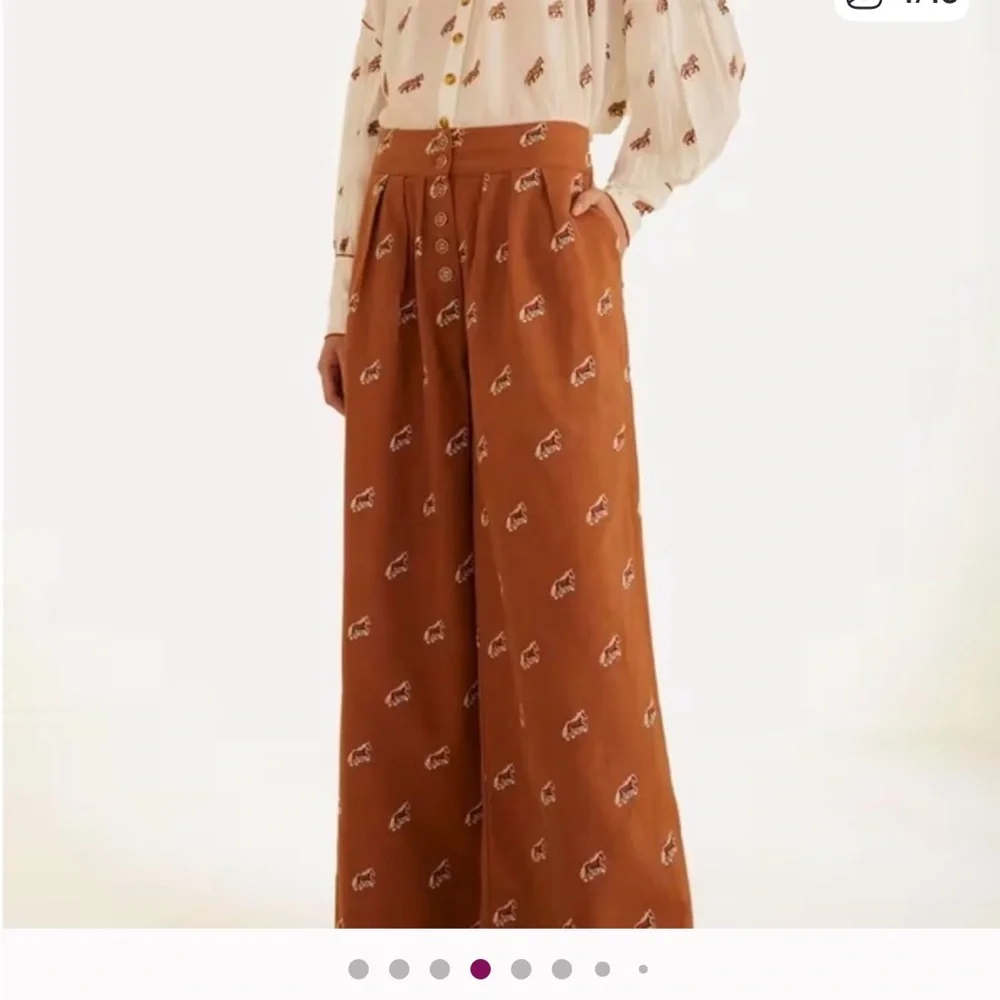 FARM Rio Caramel Embroidered
Horses Trousers - Picture 4 of 9